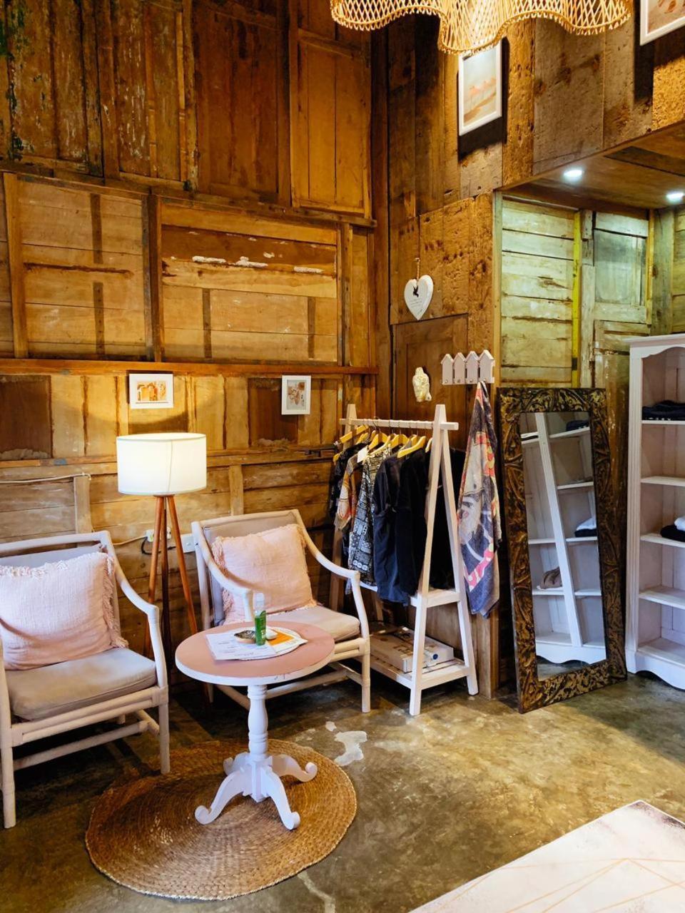 Bali Brothers Guesthouse Dalung  Oda fotoğraf